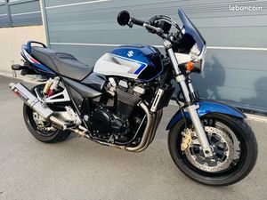 SUZUKI 1400 GSX 2007
