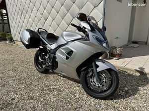 TRIUMPH SPRINT ST 1050 ABS - CT OK