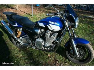 YAMAHA 1300 XJR