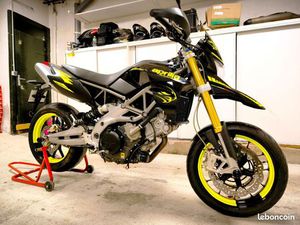 APRILIA DORSODURO 750 TRÈS BON ÉTAT