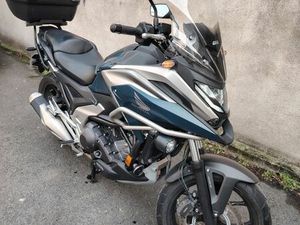 MOTO HONDA 750 NC DCT AUTOMATIQUE