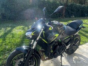 MOTO KAWASAKI Z650 A2 ABS