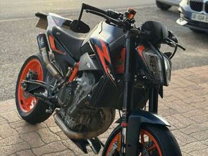 KTM 890 DUKE R