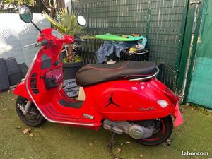 VESPA 125 GTS