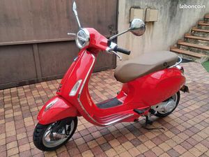 VESPA PRIMAVERA 50 CC -2019 - ENTIÈREMENT RÉVISÉ