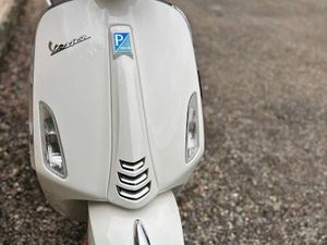 VESPA PRIMAVERA 50 CC