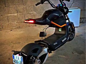 MIKU MAX SUNRA 50 – SCOOTER ÉLECTRIQUE 50 CM³