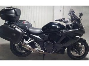 VENDS SUZUKI GSXFA 2012
