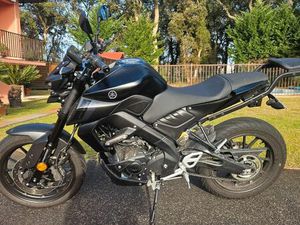YAMAHA MT-125
