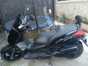 SCOOTER YAMAHA XMAX 250