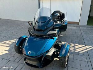 CAN AM SPYDER RT AVEC OPTIONS