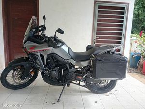 VEND MOTO HONDA 750 TRANSALP DE 2023