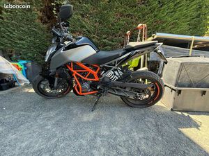 KTM DUKE 125