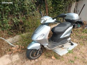 SCOOTER 125