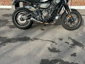 YAMAHA XSR 700