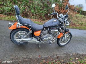 MOTO YAMAHA VIRAGO