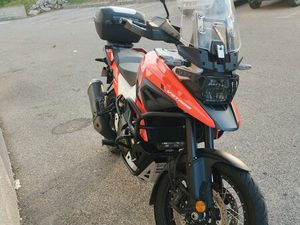 SUZUKI V-STROM 1050 XT