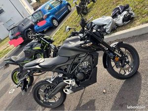 HONDA CB125R EDITION FULL BLACK 2025