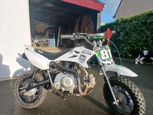 DIRT BIKE 90 CC SEMI AUTOMATIQUE