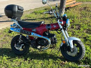 HONDA DAX 125 ST ROUGE DE 2023 AVEC NOMBREUX OPTIONS