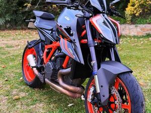 SUPERDUKE 1290 R EVO