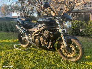 TRIUMPH SPEED TRIPLE 955I DE 2004