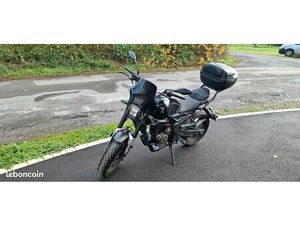 VOGE 300AC (PERMIS A2)