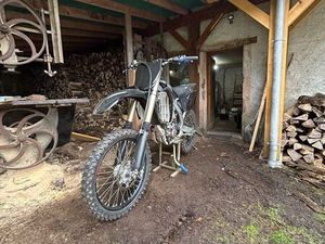 250 YZF PAS D’ÉCHANGE POSSIBLES