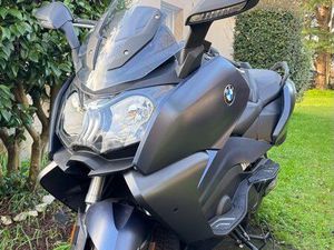 MOTO SCOOTER BMW 650 GT