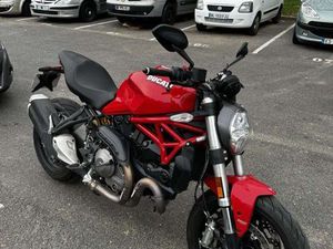DUCATI MONSTER 821