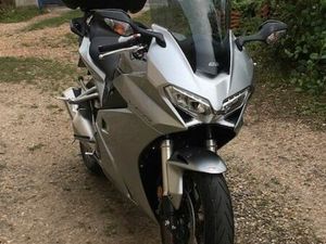HONDA VFR 800