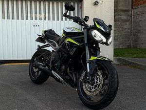 STREET TRIPLE RS 765