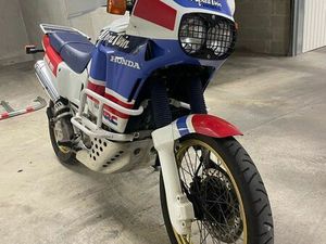 HONDA AFRICA TWIN 650