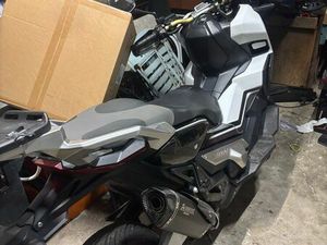 XADV 750 A2