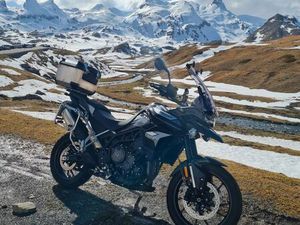 TRIUMPH TIGER 900 GT PRO