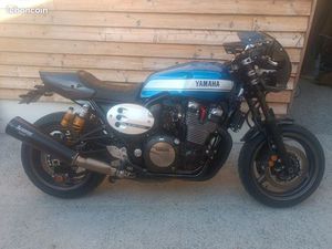 YAMAHA XJR 1300 RACER