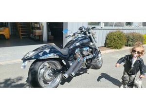 SUZUKI 1800 INTRUDER