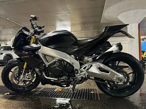 APRILIA TUONO V4 1000 R