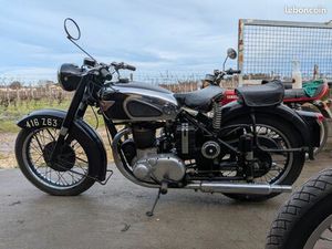 BSA A10 GOLDEN FLASH