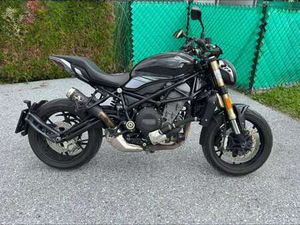 BENELLI 752 S 752S BLACK SCHWARZ