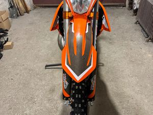 KTM 300 EXC TPI 2022 ERZBERGRODEO EDITION →