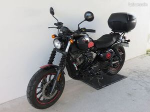 HYOSUNG AQUILA BOBBER GV125S