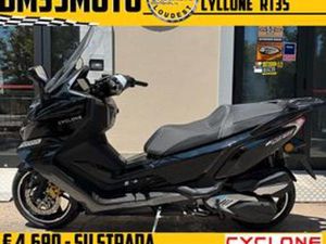 CYCLONE RT3S 300 - SU STRADA