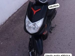 MOTO ELÉTRICA SEMI NOVA ALBUFEIRA E OLHOS DE ÁGUA