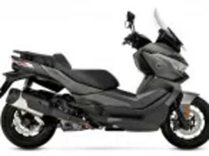 VOGE SR4 RADAR HMC MOTORCYKLER. VI BYTTER GERNE.