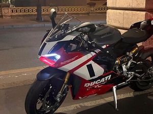 DUCATI PANIGALE V2 SUPERQUADRO FINAL EDITION