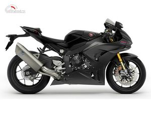 HONDA CBR 1000RR FIREBLADE