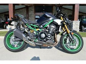 2025 KAWASAKI Z900 SE ABS