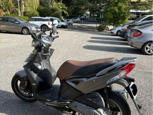 SCOOTEUR KYMKO AGILITY CITY 125