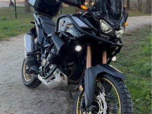 AFRICA TWIN ADVENTURE DCT SE
